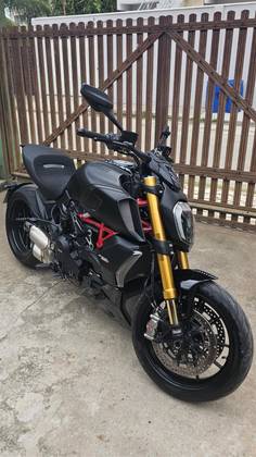 DUCATI DIAVEL 1260 S DUCATI DIAVEL 1260 S